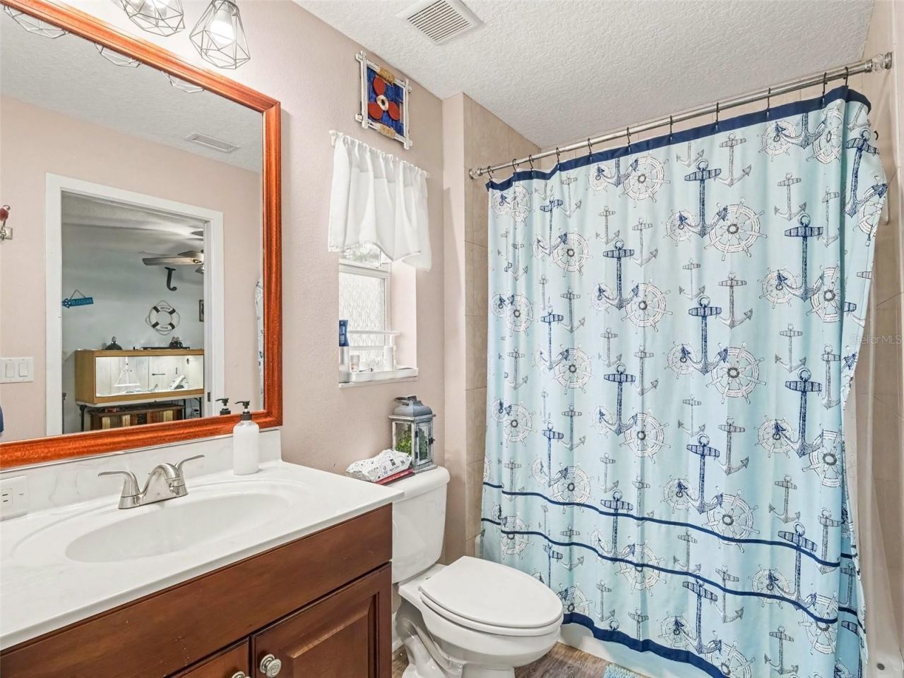 7124 34th Street E, Sarasota, FL 34243 Photo