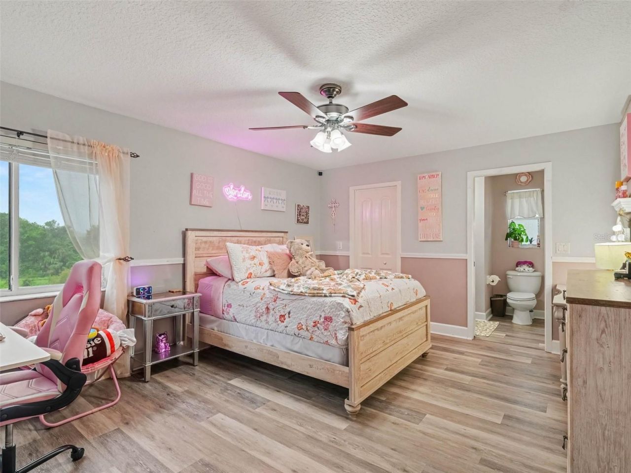 7124 34th Street E, Sarasota, FL 34243 Photo