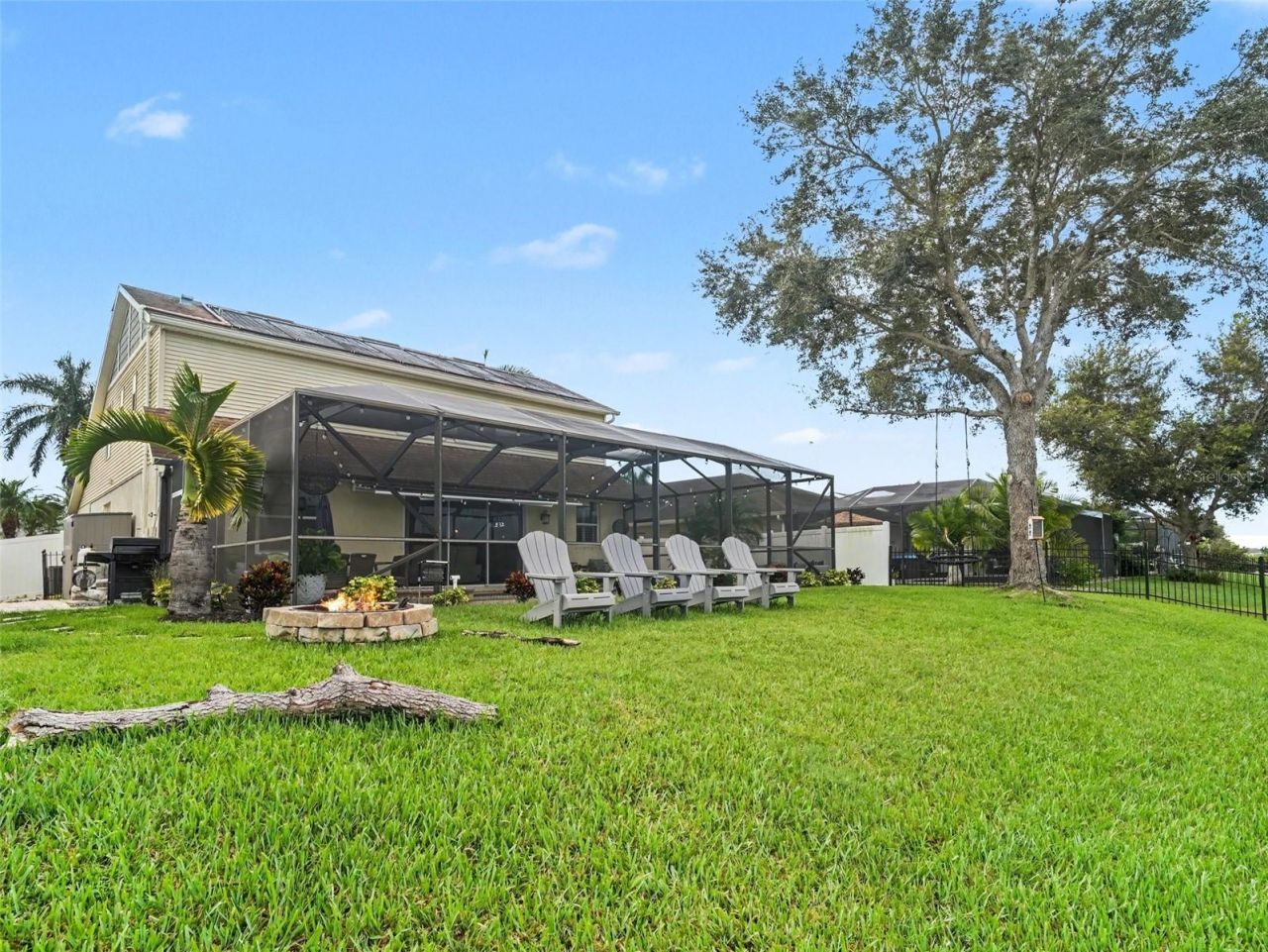 7124 34th Street E, Sarasota, FL 34243 Photo