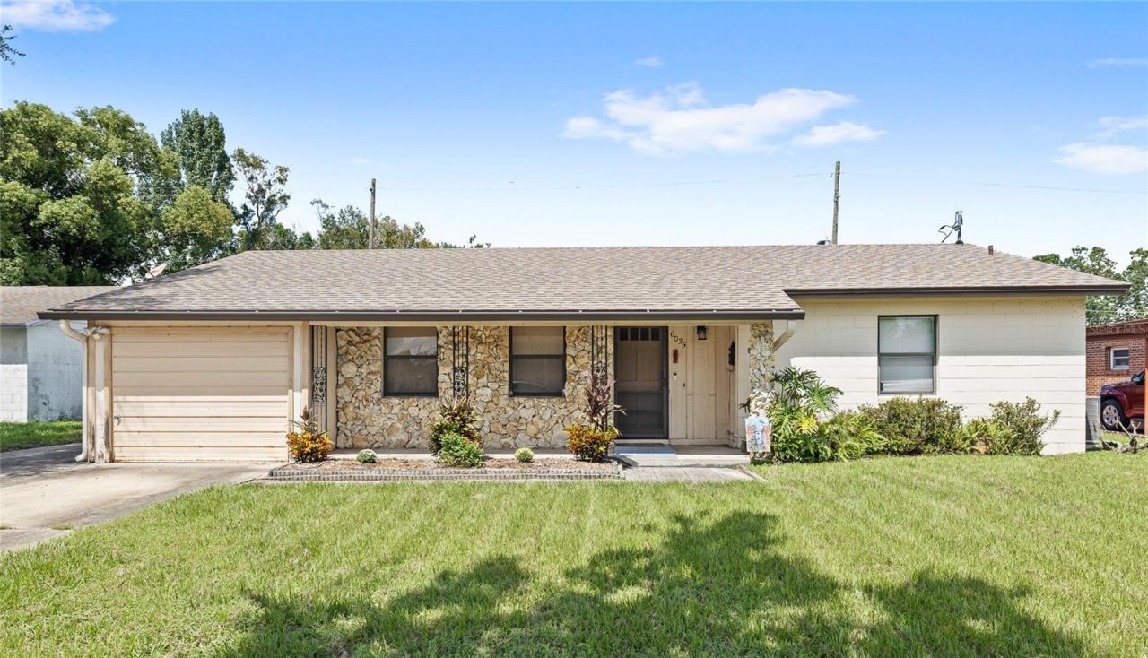 6035 Mary Lynn Court, Orlando, FL 32807 Main Photo