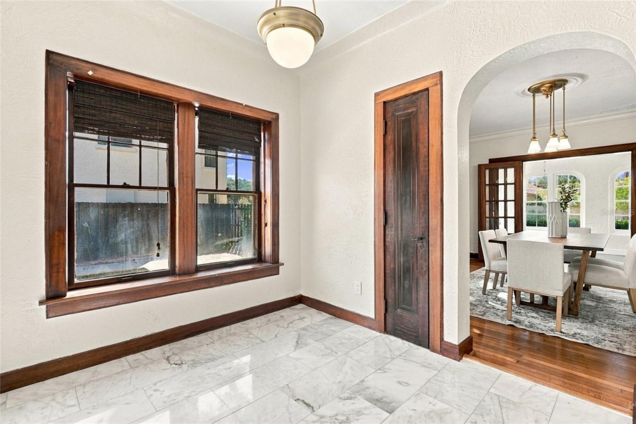 955 39th Avenue N, Saint Petersburg, FL 33703 Photo