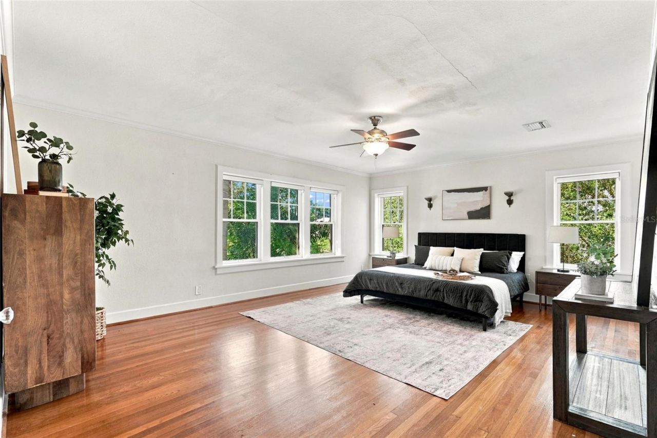 955 39th Avenue N, Saint Petersburg, FL 33703 Photo