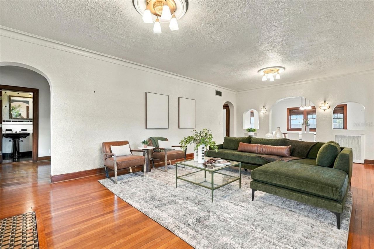 955 39th Avenue N, Saint Petersburg, FL 33703 Photo