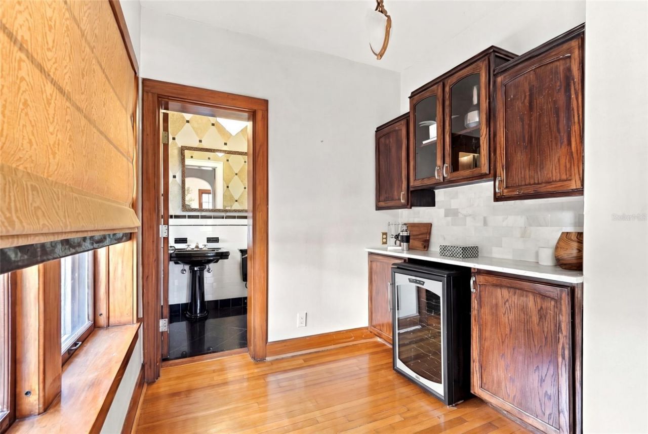 955 39th Avenue N, Saint Petersburg, FL 33703 Photo