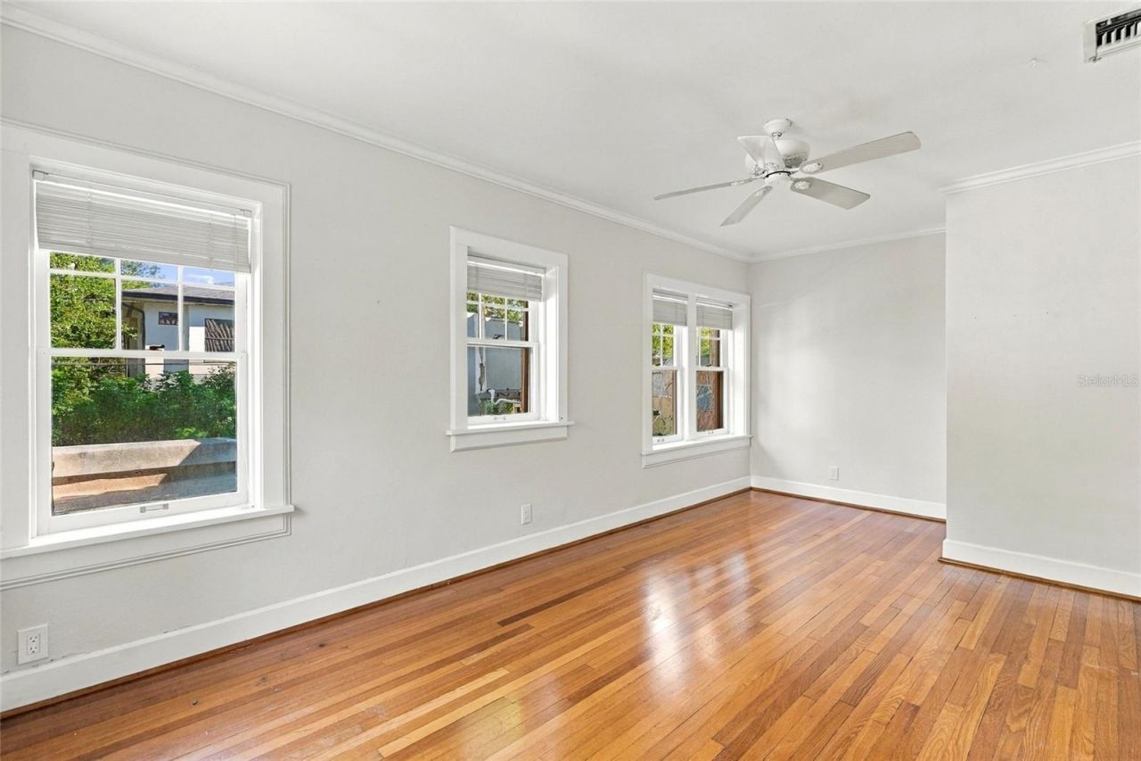 955 39th Avenue N, Saint Petersburg, FL 33703 Photo
