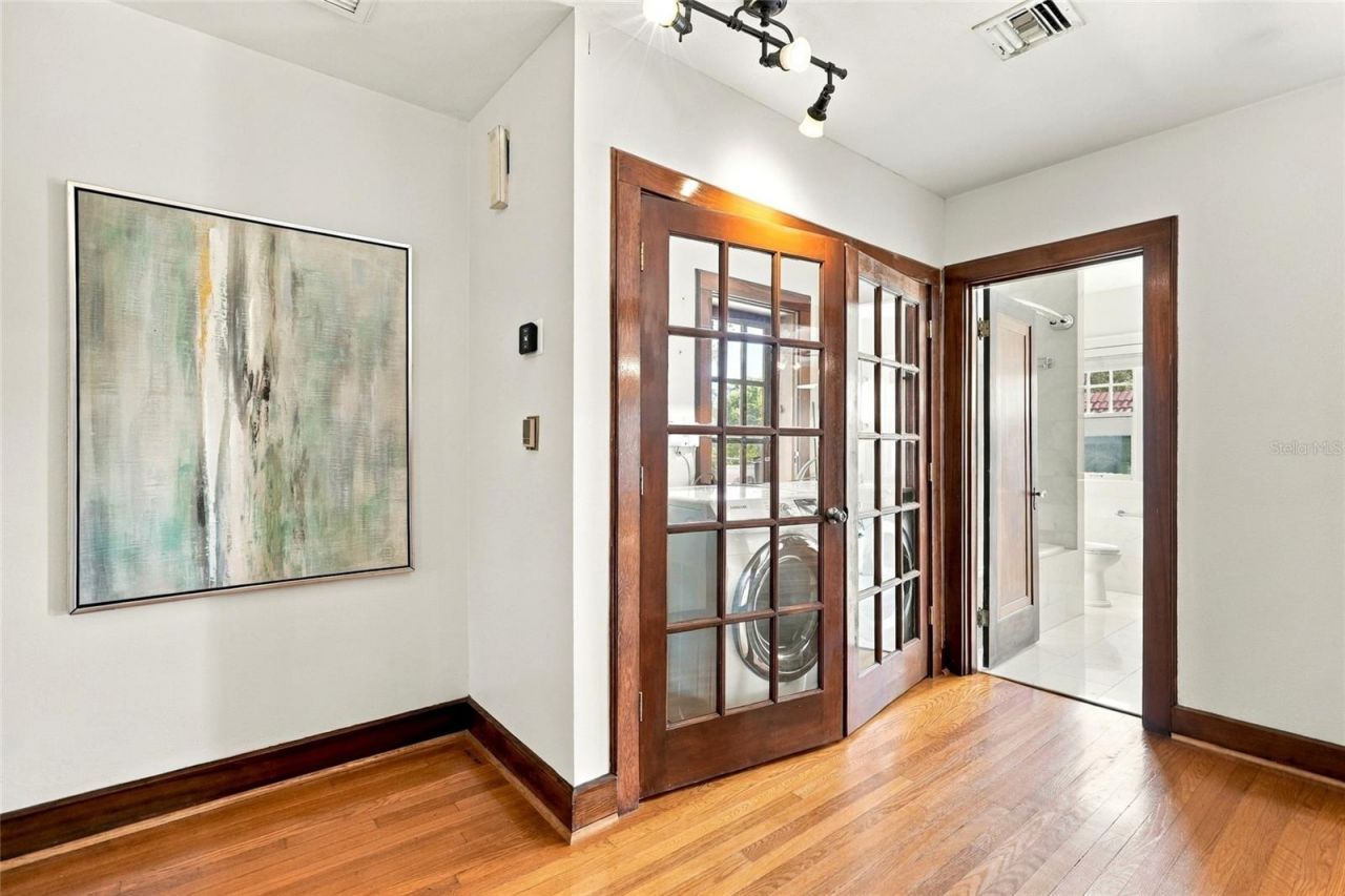 955 39th Avenue N, Saint Petersburg, FL 33703 Photo