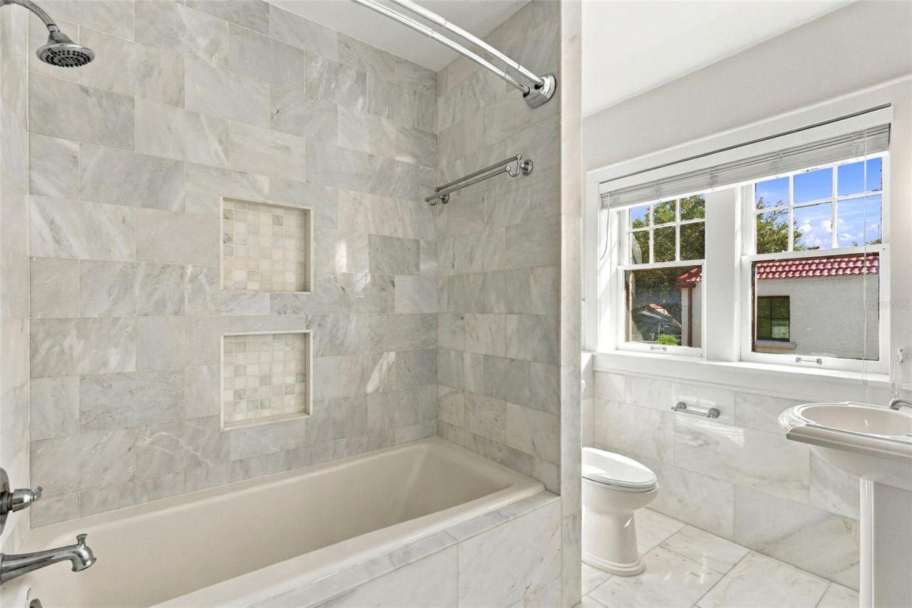 955 39th Avenue N, Saint Petersburg, FL 33703 Photo