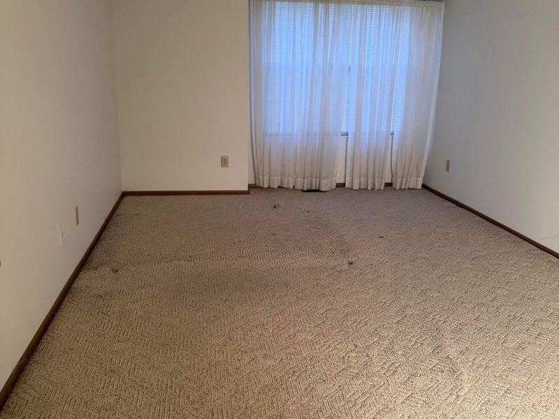 5025 Springdale Boulevard , Hilliard, OH 43026 Photo 12
