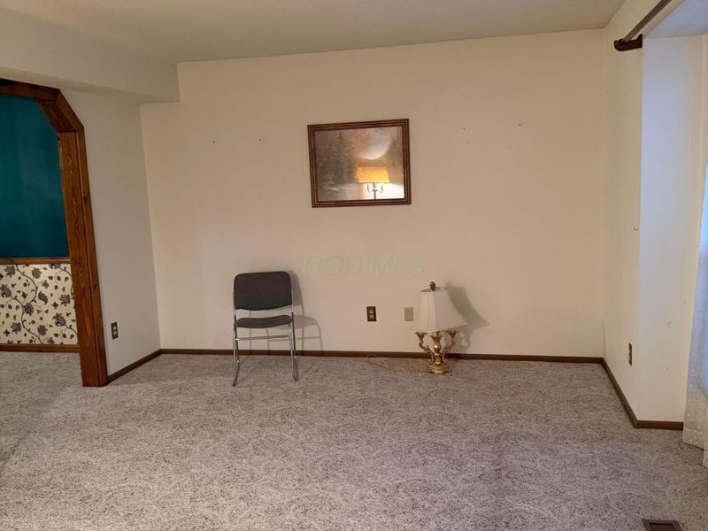 5025 Springdale Boulevard , Hilliard, OH 43026 Photo 6