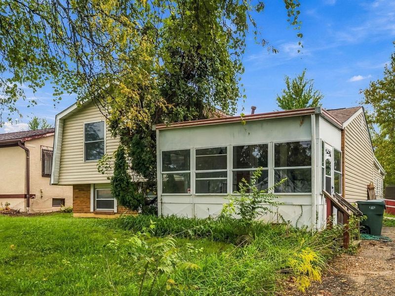 1736 Rebecca Street , Columbus, OH 43219 Photo 2