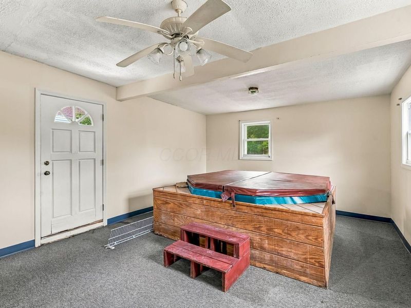 1736 Rebecca Street , Columbus, OH 43219 Photo 24