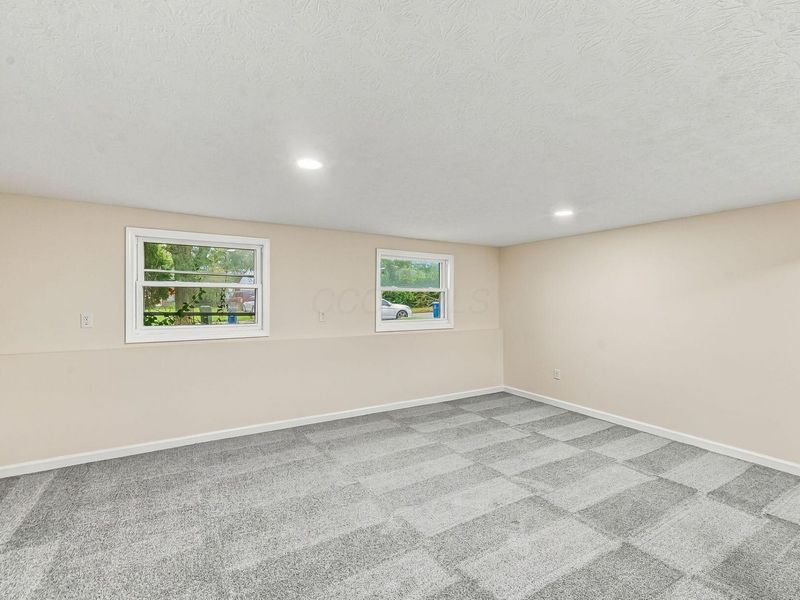 1736 Rebecca Street , Columbus, OH 43219 Photo 34