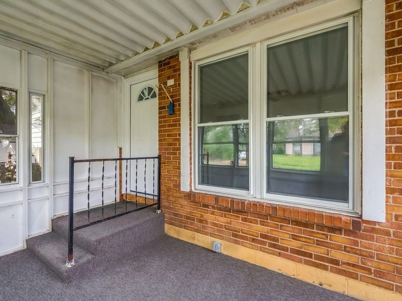 1736 Rebecca Street , Columbus, OH 43219 Photo 5