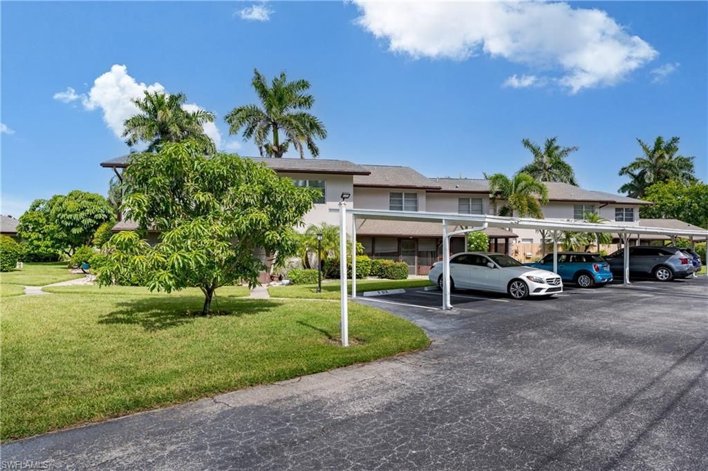 180 Cypress Way E, Unit B212, Naples, FL 34110 Photo