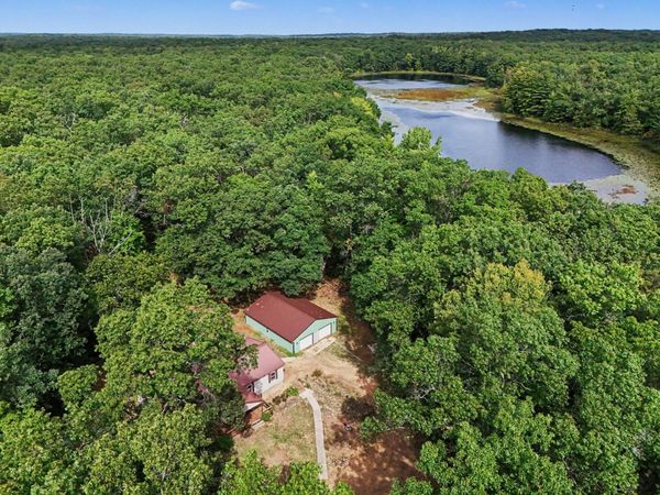 395 N Campbell Road, Fountain, MI 49410
