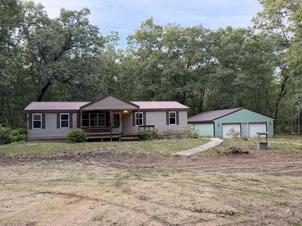 395 N Campbell Road, Fountain, MI 49410