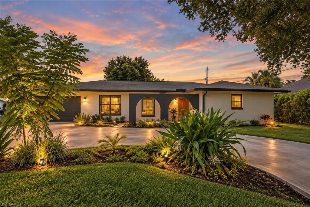 2502 Barcelona Ave, Fort Myers, FL 33905 Main Photo
