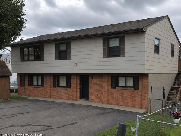 115 E 11th Street, Hazleton, PA 18201