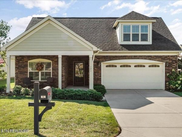 923 Pryse Farm Blvd, Knoxville, TN 37934