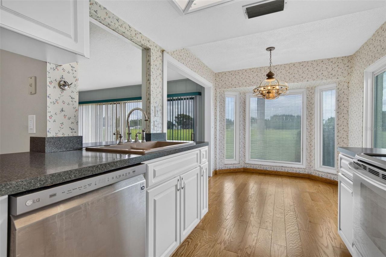10707 Fallen Leaf Lane , Port Richey, FL 34668 Photo