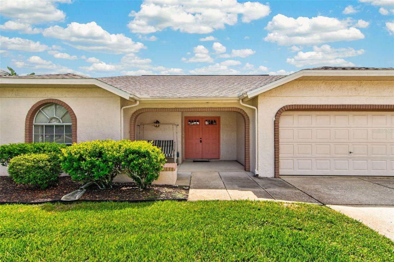 10707 Fallen Leaf Lane , Port Richey, FL 34668 Photo