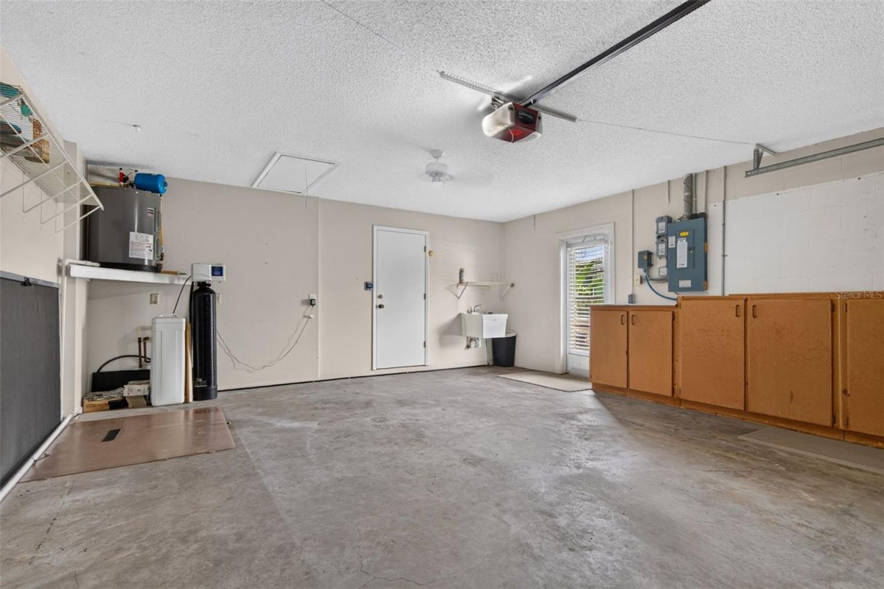 10707 Fallen Leaf Lane , Port Richey, FL 34668 Photo