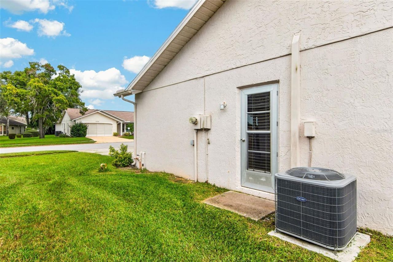 10707 Fallen Leaf Lane , Port Richey, FL 34668 Photo