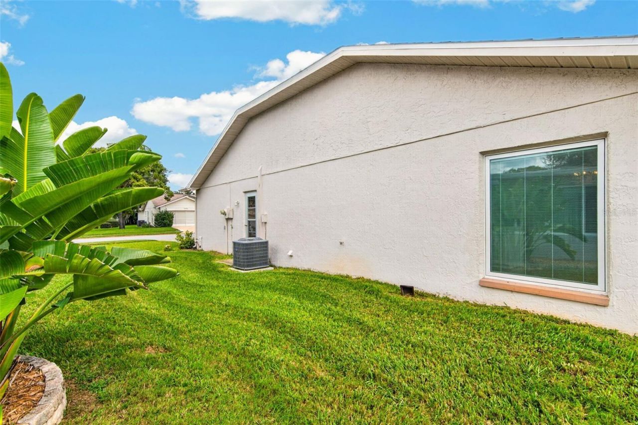 10707 Fallen Leaf Lane , Port Richey, FL 34668 Photo