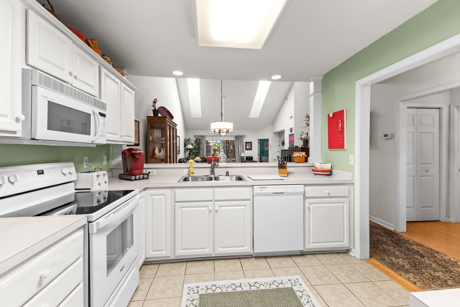 4540 Eastport Blvd.  Photo 19