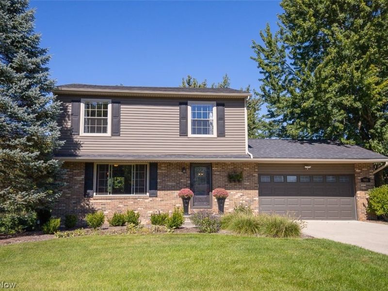 905 Hampton Drive, Macedonia, OH 44056 Photo 1