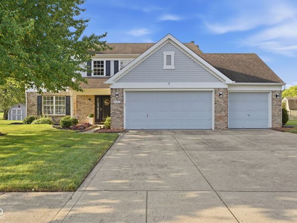 387 Sugar Bush Lane S, Brownsburg, IN 46112