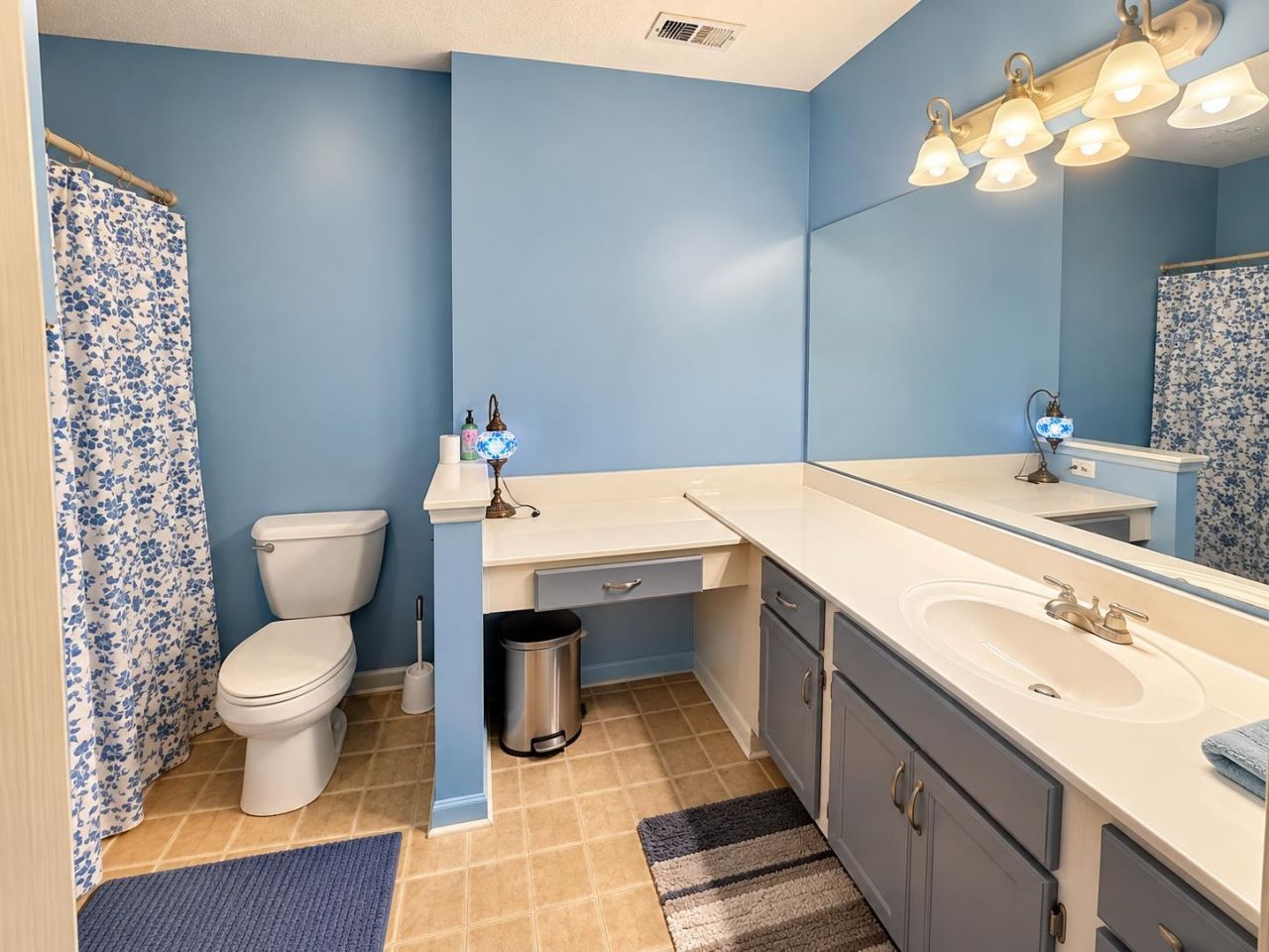 4990 Windsor Green Way Photo 13
