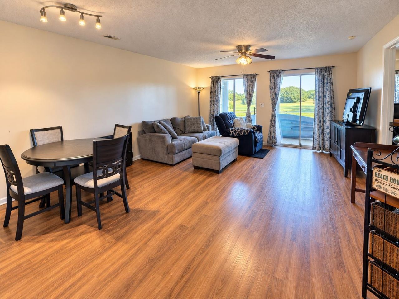 4990 Windsor Green Way Photo 14