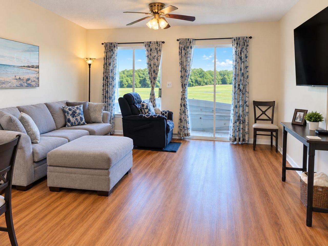 4990 Windsor Green Way Photo 17