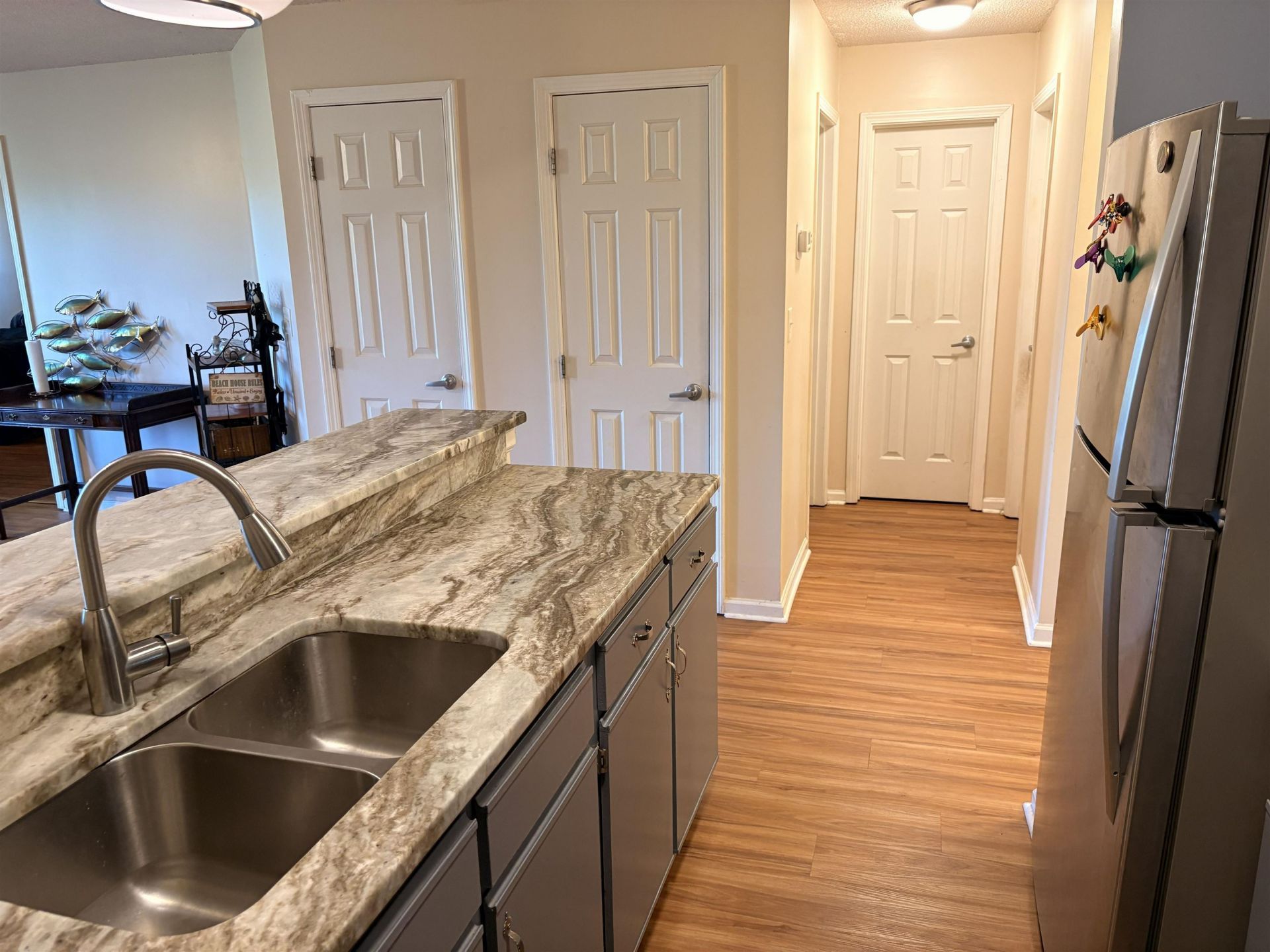 4990 Windsor Green Way Photo 23
