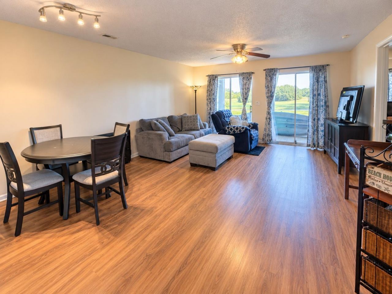 4990 Windsor Green Way Photo 26