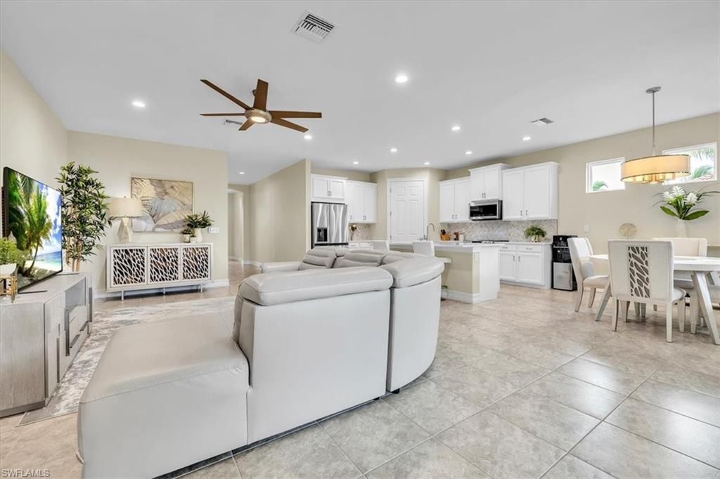 3286 Birchin Ln, Fort Myers, FL 33916 Photo