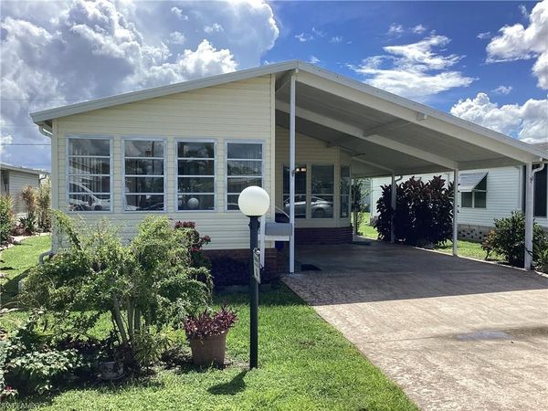 9742 Sugarberry WAY , FORT MYERS, FL 33905
