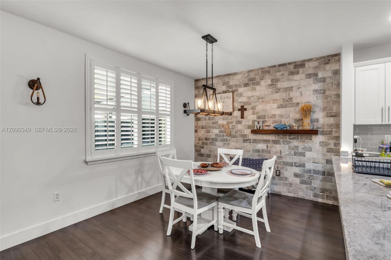 1002 NE 41st Pl , Homestead, FL 33033 Photo