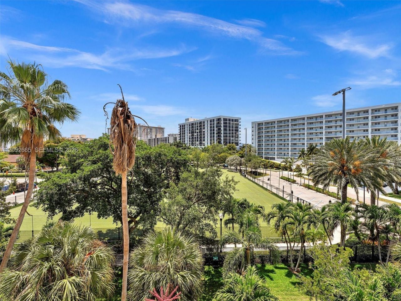 200 178th Dr, Unit 510, Sunny Isles Beach, FL 33160 Photo