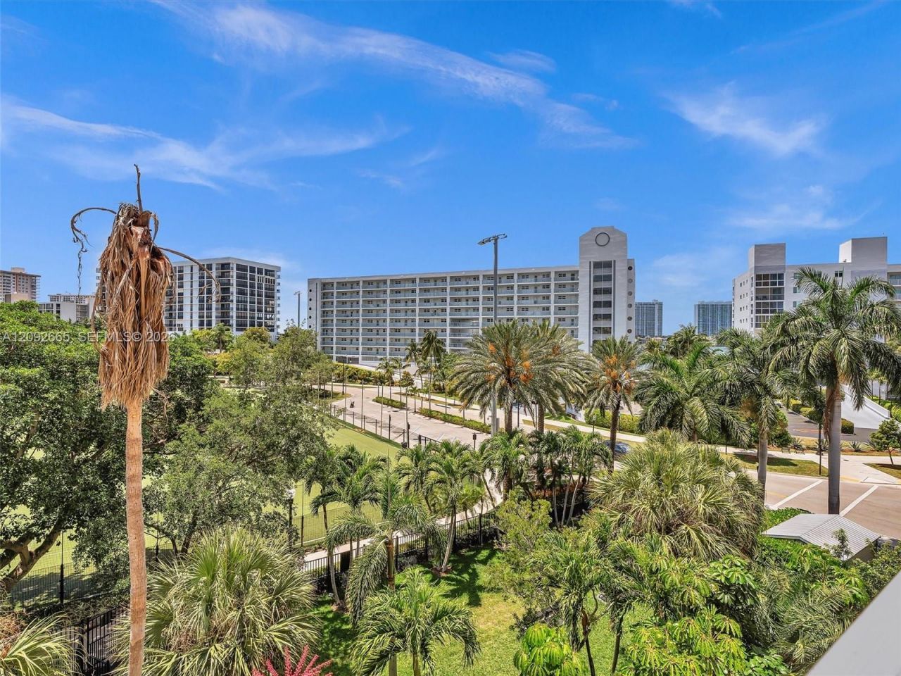 200 178th Dr, Unit 510, Sunny Isles Beach, FL 33160 Photo