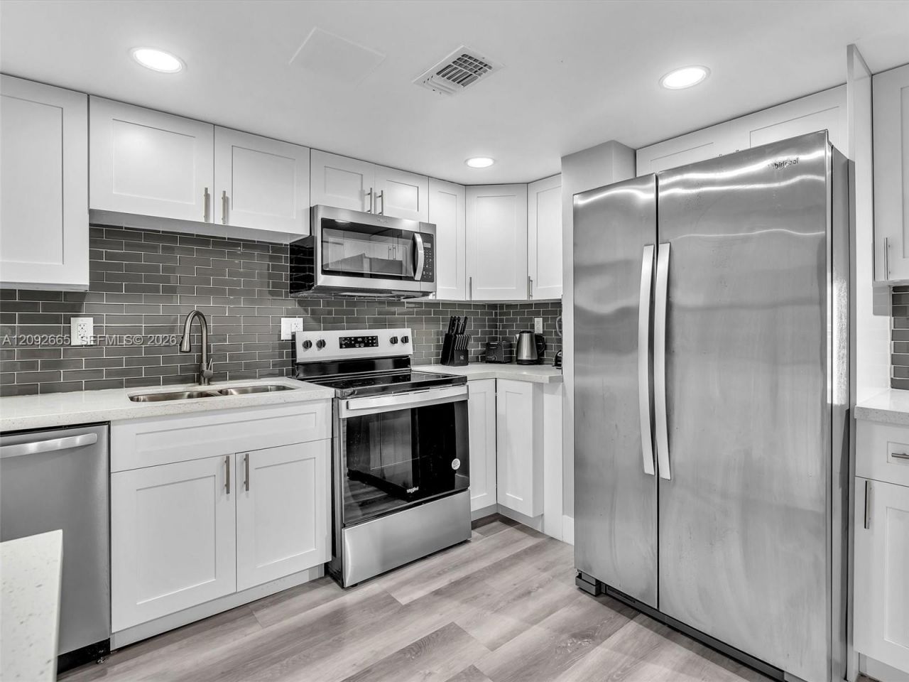 200 178th Dr, Unit 510, Sunny Isles Beach, FL 33160 Photo