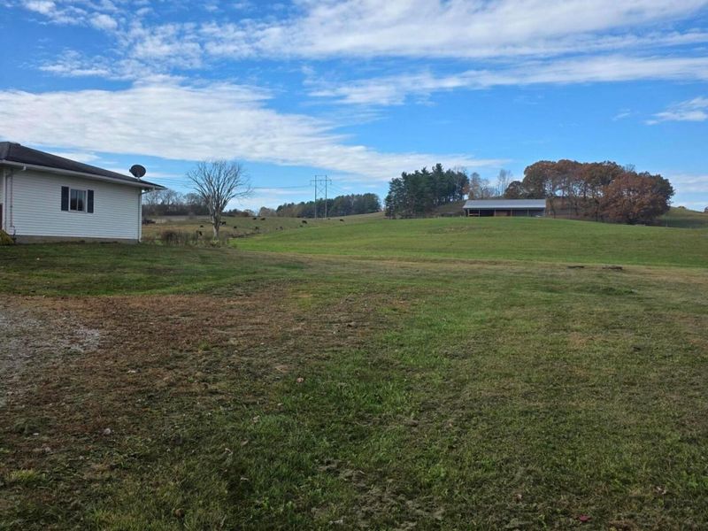 3187 Licking Valley Road NE, Newark, OH 43055 Photo 3