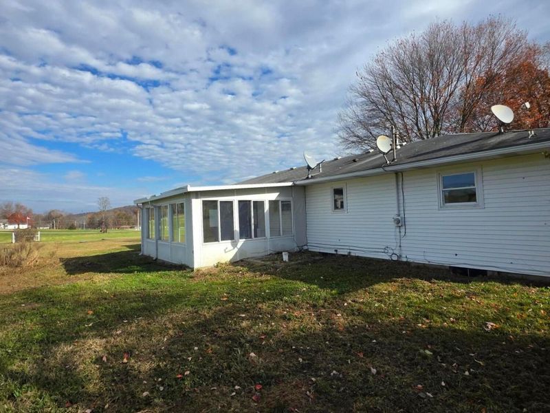 3187 Licking Valley Road NE, Newark, OH 43055 Photo 9