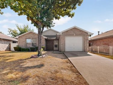 942 Algonquin Drive, Dallas, TX 75217