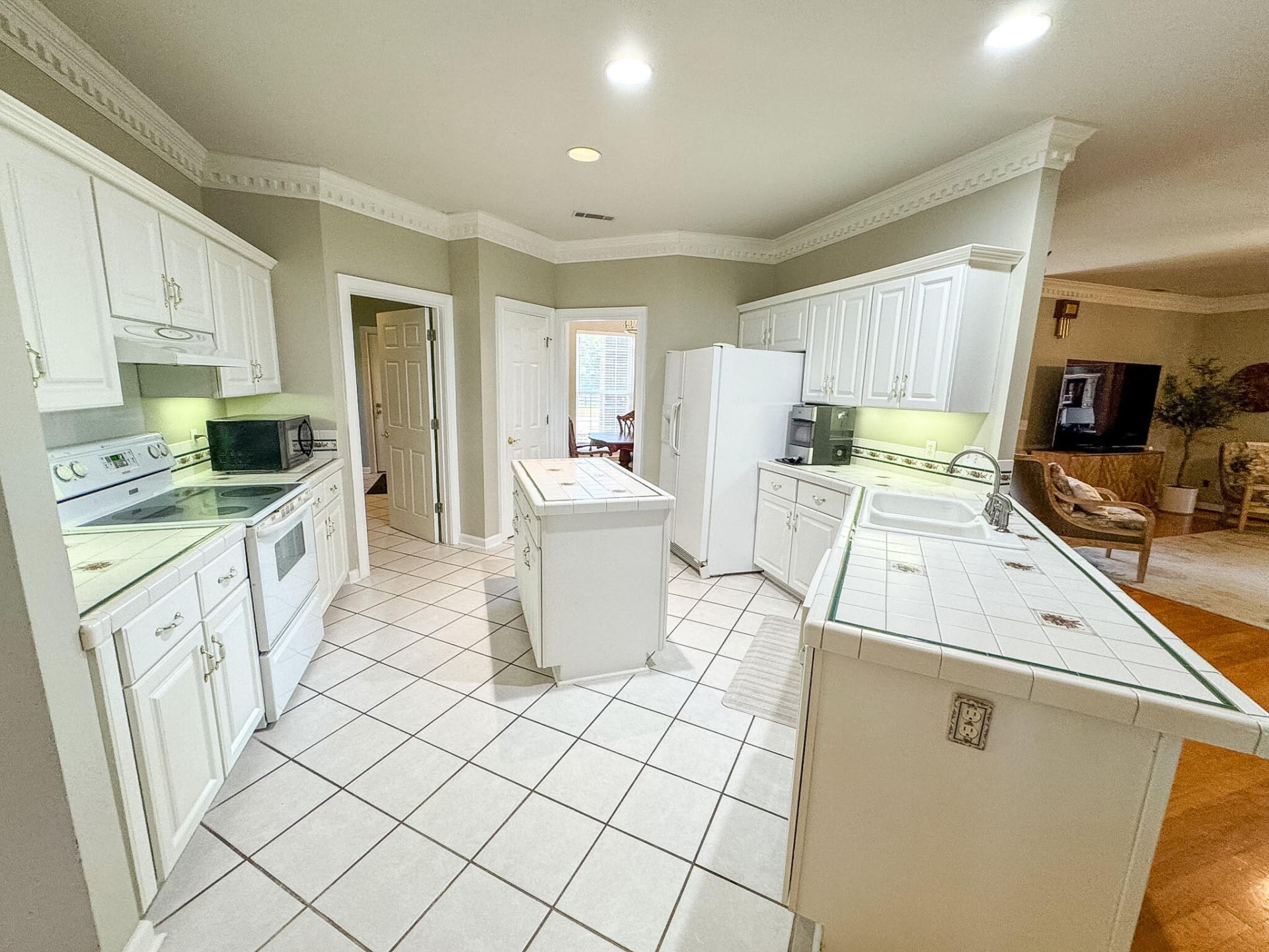 824 Hilton Hall Road Photo 35
