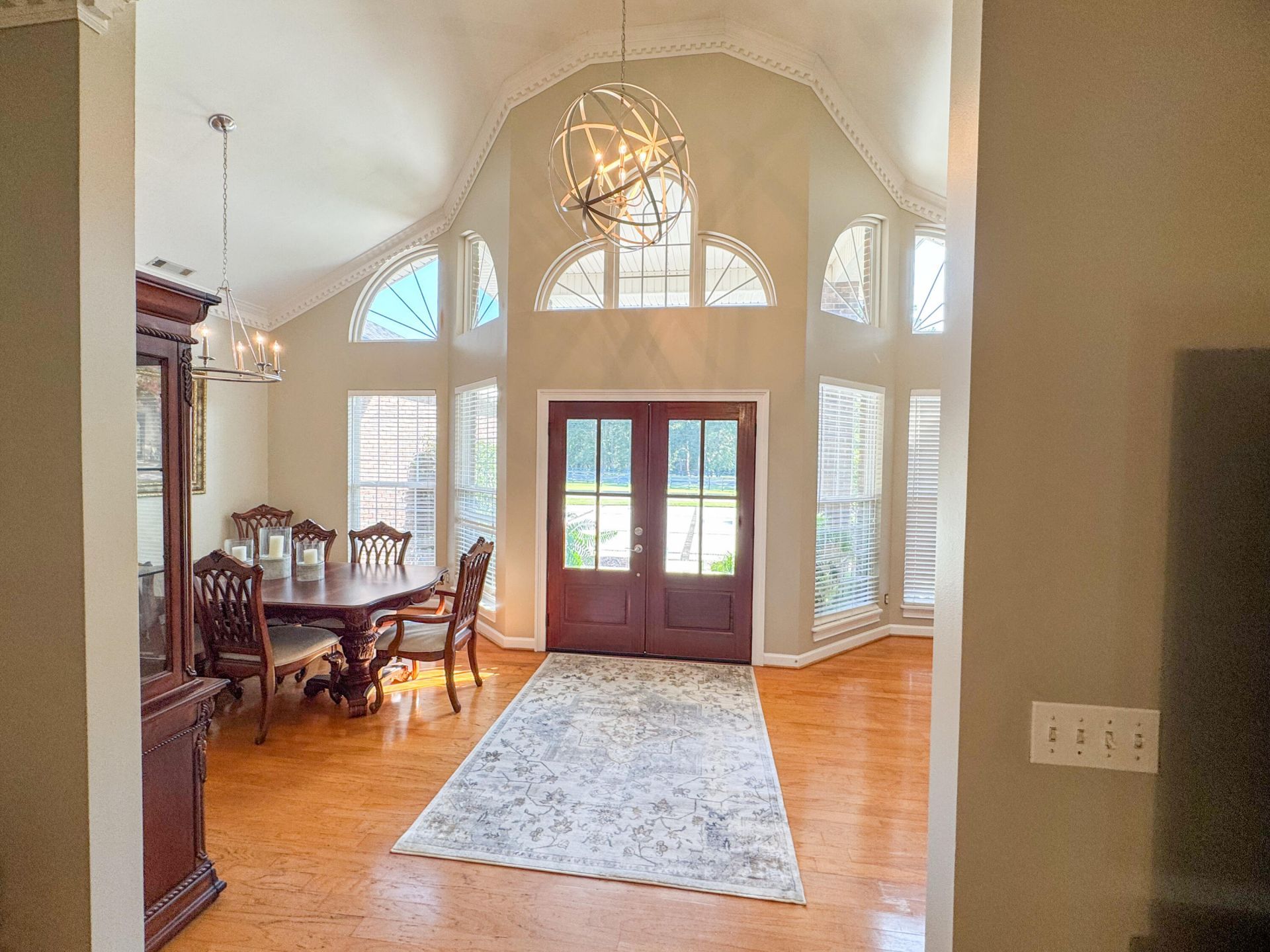 824 Hilton Hall Road Photo 4