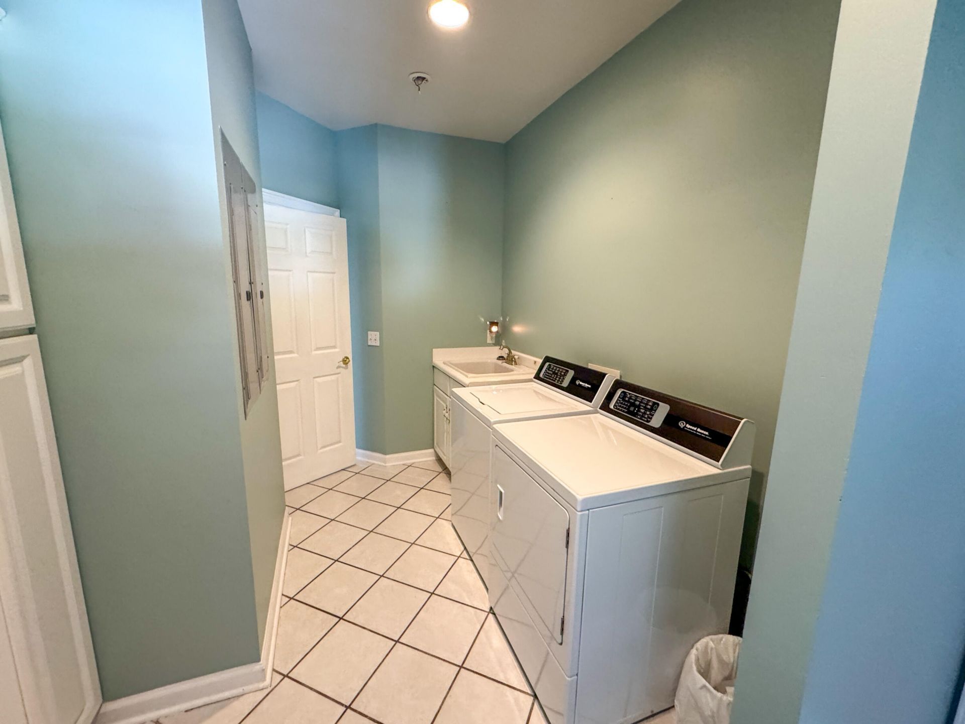 824 Hilton Hall Road Photo 41