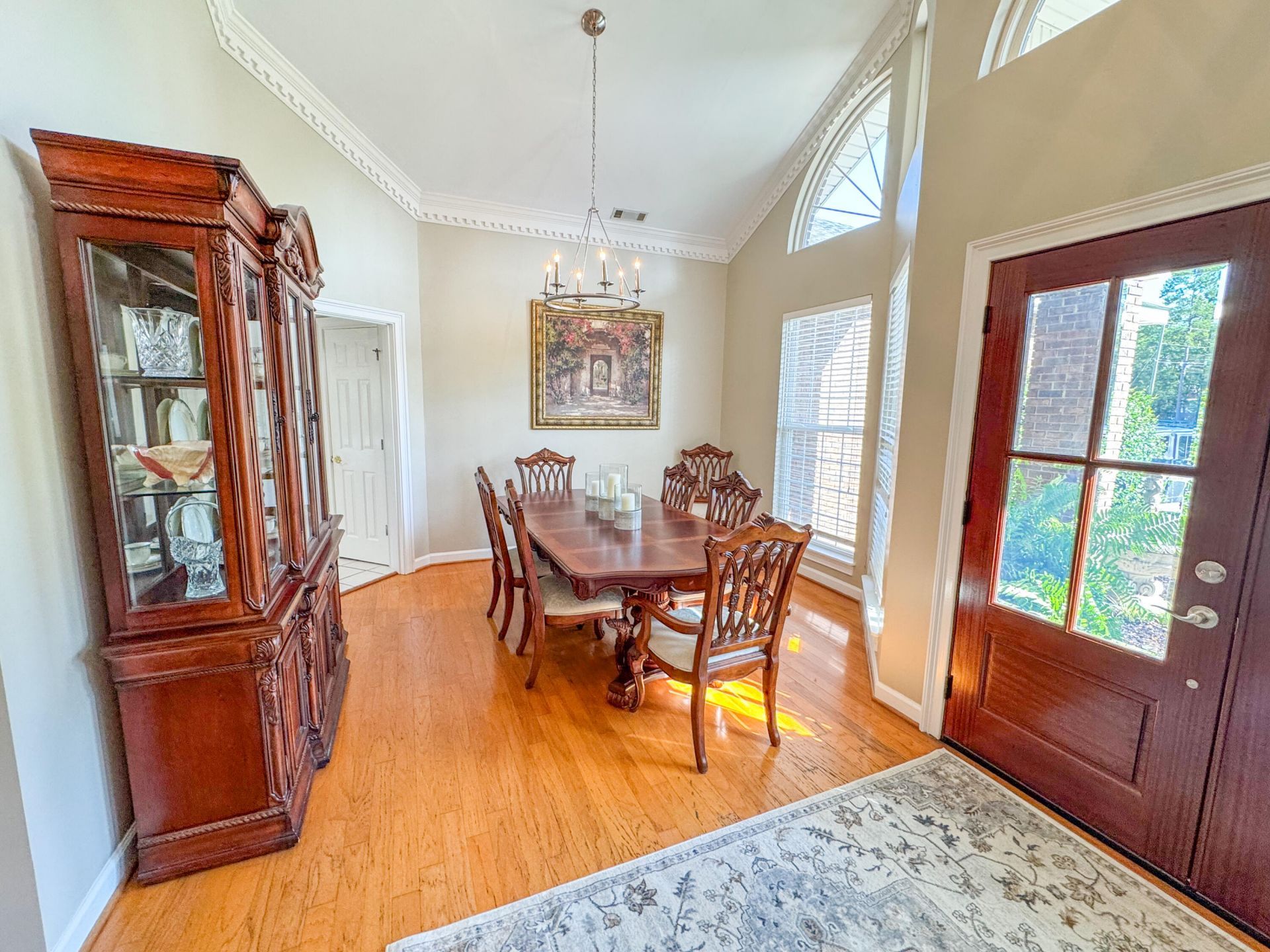 824 Hilton Hall Road Photo 5