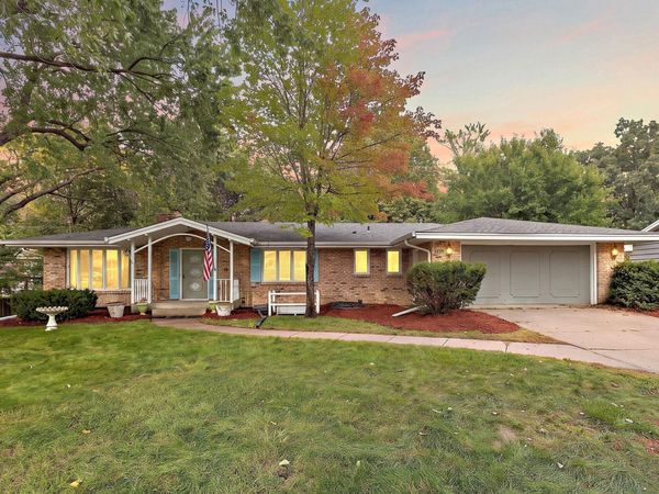 1495 Trollhagen Drive, Fridley, MN 55421